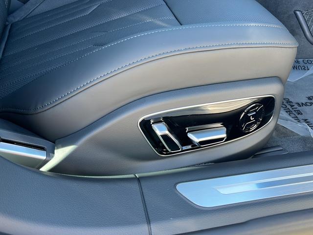 2027 Audi A8 55 TFSI quattro Tiptronic