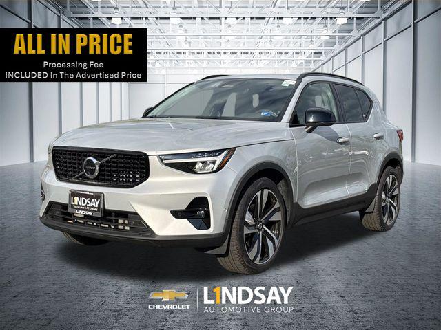 2023 Volvo XC40 B5 Plus Dark Theme for sale in Woodbridge, VA