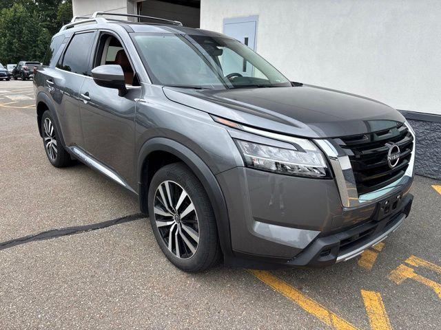 2023 Nissan Pathfinder Platinum 4WD for sale in Fitchburg, MA