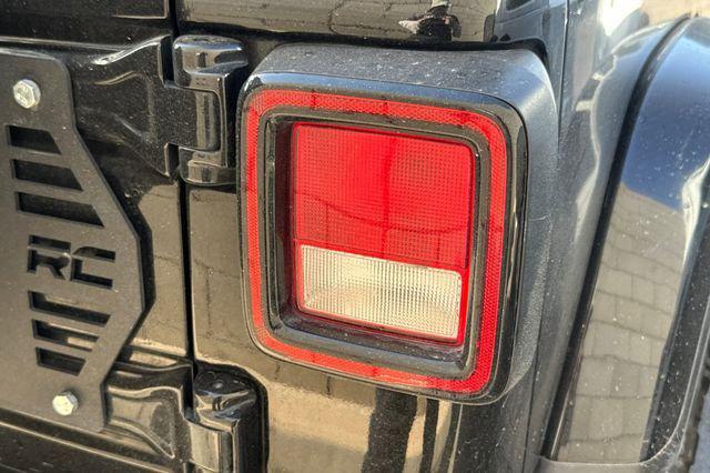 2021 Jeep Wrangler Sahara Altitude 4x4