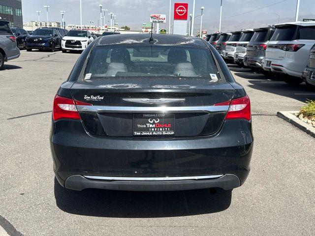 2012 Chrysler 200 LX