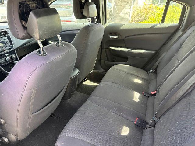 2012 Chrysler 200 LX