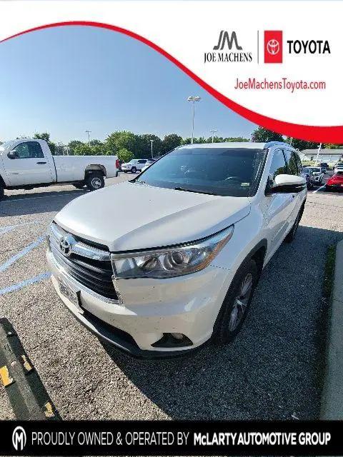 2015 Toyota Highlander XLE V6 for sale in Columbia, MO