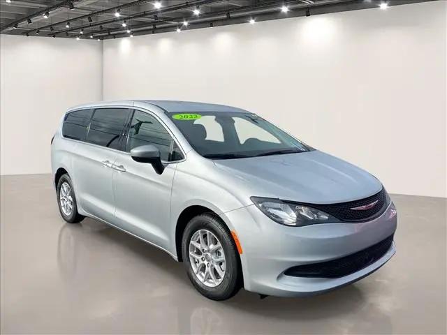 2023 Chrysler Voyager LX for sale in Williamsville, NY