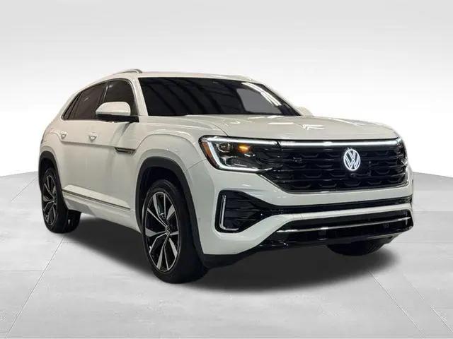 2024 Volkswagen Atlas Cross Sport 2.0T SEL Premium R-Line for sale in Fort Wayne, IN
