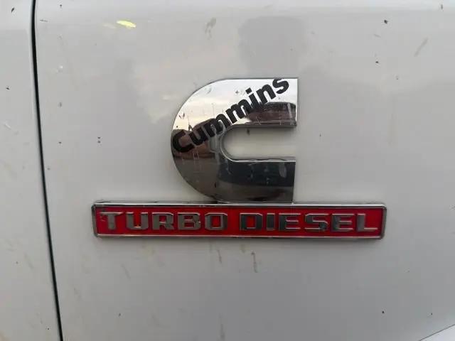2023 Ram 3500 Limited Longhorn Mega Cab 4x4 64 Box