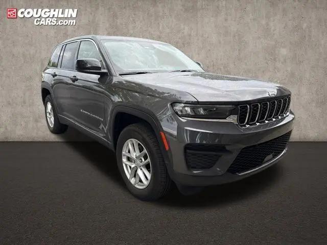 2023 Jeep Grand Cherokee Laredo 4x4 for sale in Marysville, OH