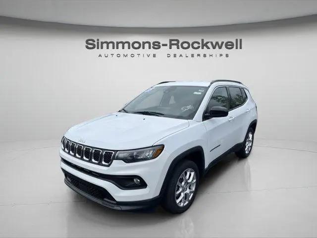 2023 Jeep Compass Latitude Lux FWD for sale in Elmira, NY