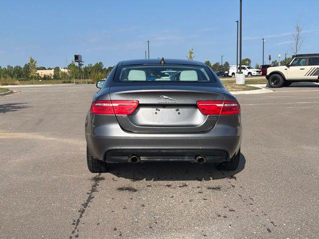 2018 Jaguar XE 25t Premium
