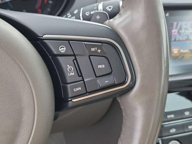 2018 Jaguar XE 25t Premium