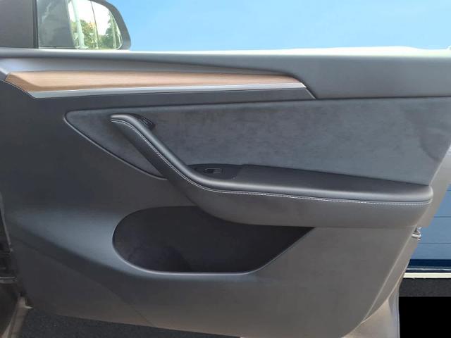2023 Tesla Model Y RWD