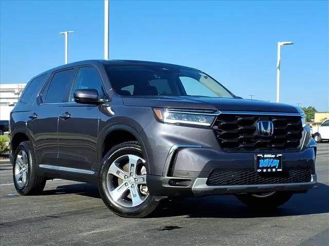 2023 Honda Pilot AWD EX-L 8 Passenger for sale in Bourbonnais, IL