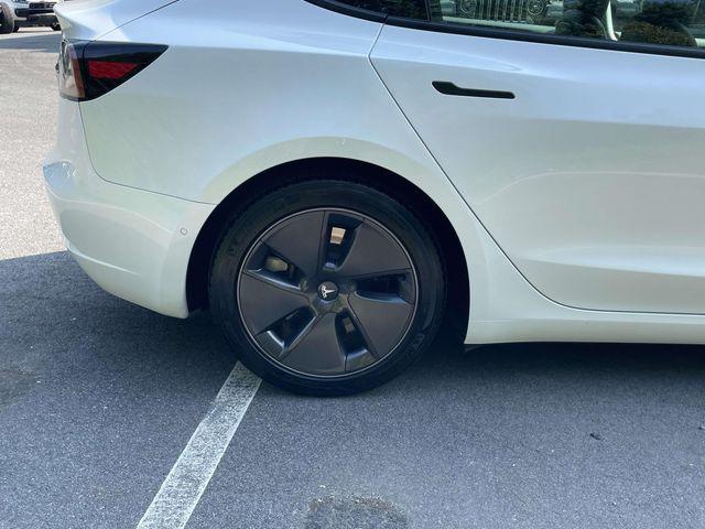 2021 Tesla Model 3 Standard Range Plus Rear-Wheel Drive