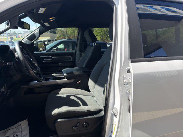 2019 Ram 1500 Big Horn/Lone Star Crew Cab 4x4 57 Box