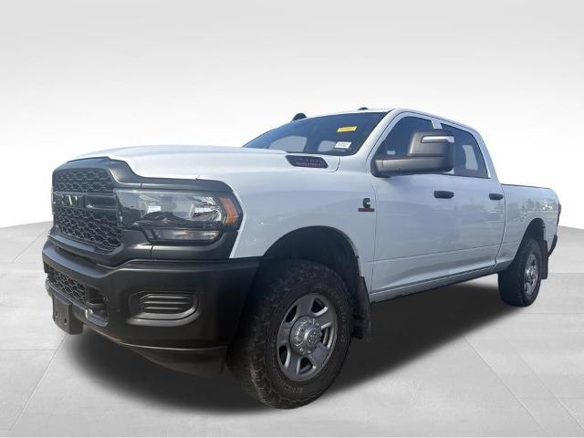 2024 Ram 3500 Tradesman Crew Cab 4x4 64 Box