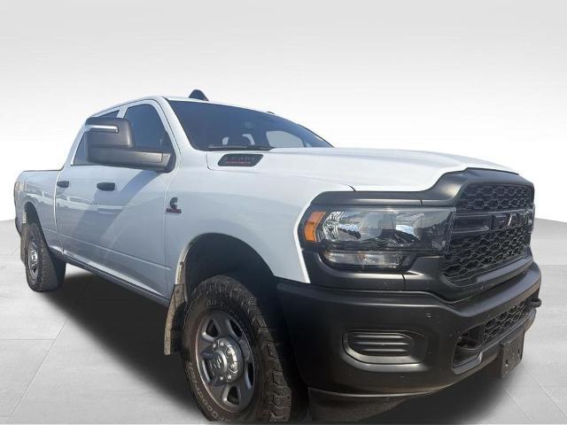 2024 Ram 3500 Tradesman Crew Cab 4x4 64 Box