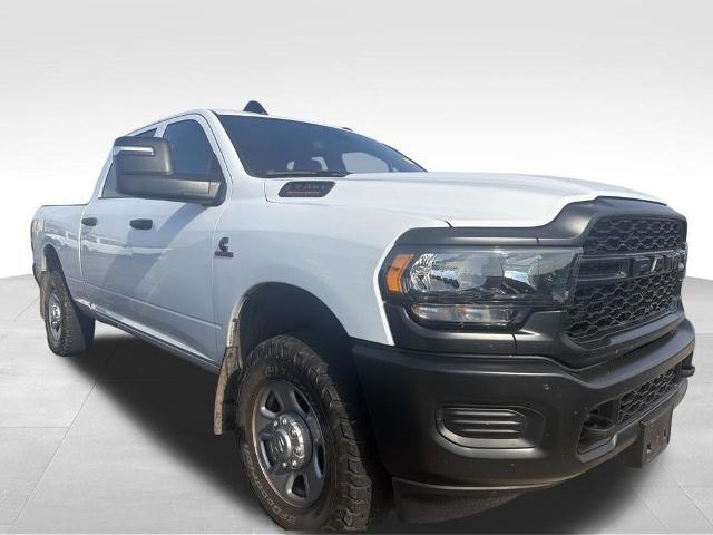 2024 Ram 3500 Tradesman Crew Cab 4x4 64 Box