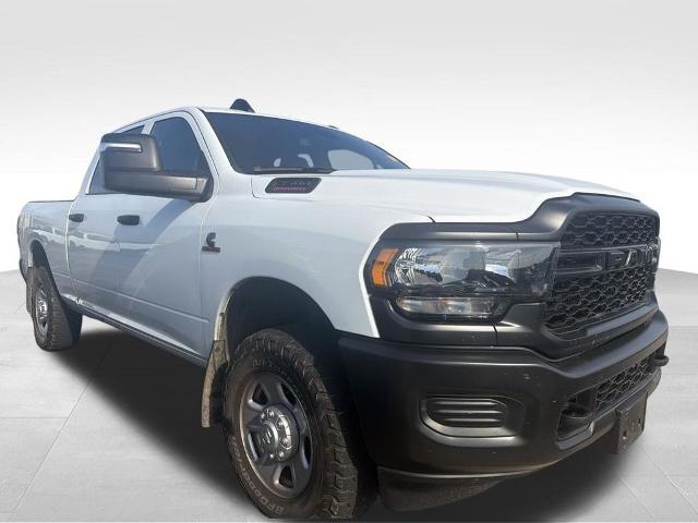 2024 Ram 3500 Tradesman Crew Cab 4x4 64 Box