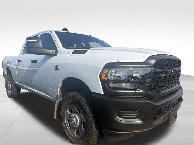 2024 Ram 3500 Tradesman Crew Cab 4x4 64 Box