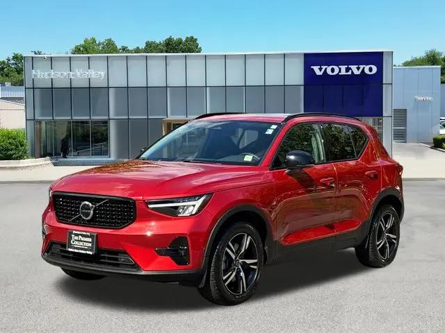 2023 Volvo XC40 B5 Plus Dark Theme for sale in Wappingers Falls, NY