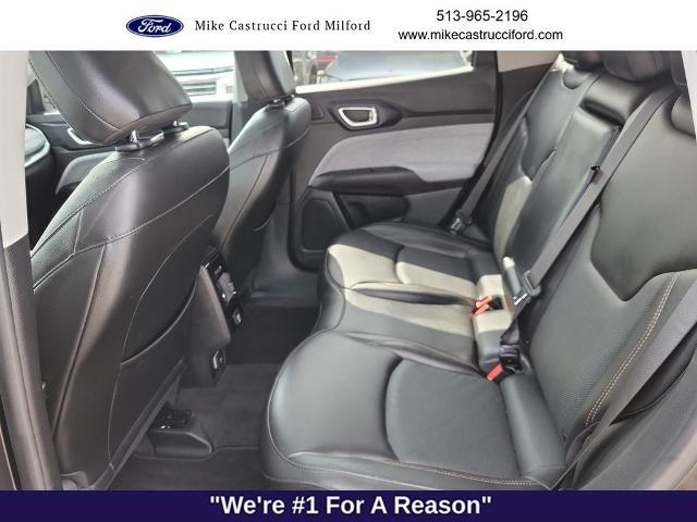 2022 Jeep Compass Latitude Lux 4x4