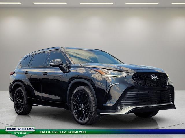 2024 Toyota Highlander for sale near Cincinnati, OH