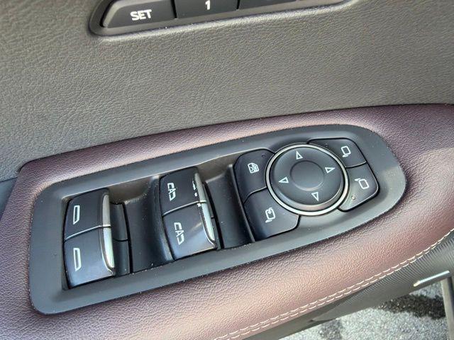 2023 Cadillac XT6 FWD Premium Luxury