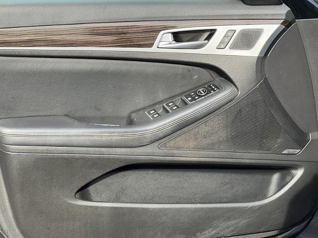 2015 Hyundai Genesis 3.8
