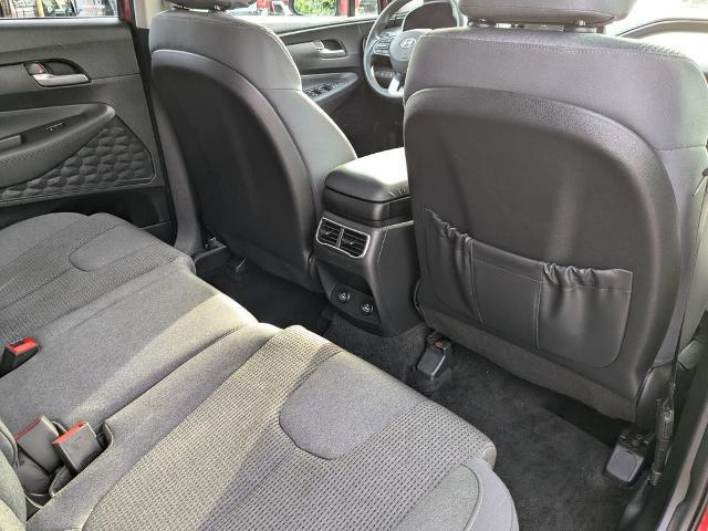 2021 Hyundai Santa Fe SE