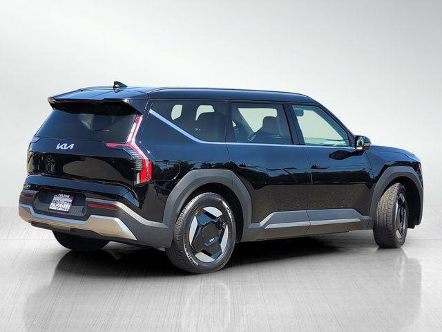 2024 Kia EV9 Wind