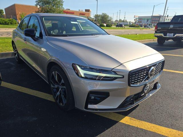 2024 Volvo S60 B5 Core Dark Theme for sale in Highland, IN