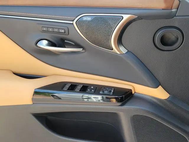 2022 Lexus ES ES 350 Ultra Luxury