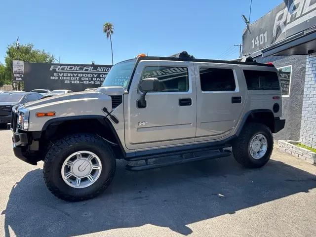 2003 HUMMER H2 Base
