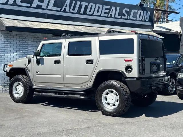 2003 HUMMER H2 Base