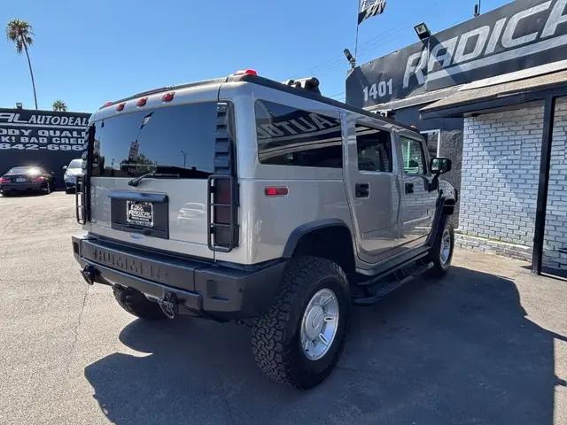 2003 HUMMER H2 Base