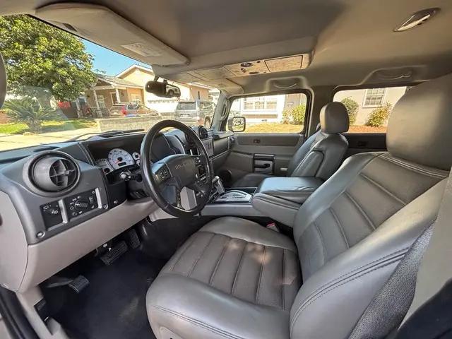 2003 HUMMER H2 Base
