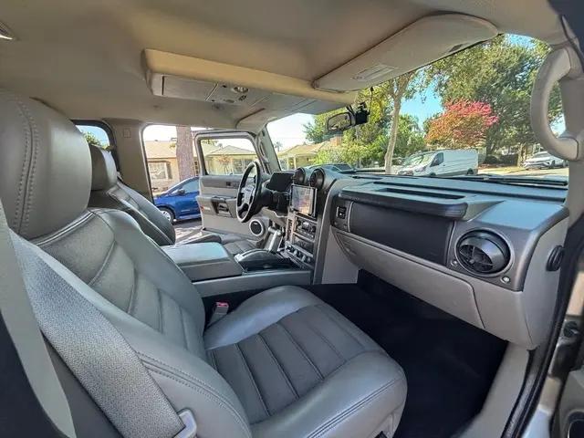 2003 HUMMER H2 Base