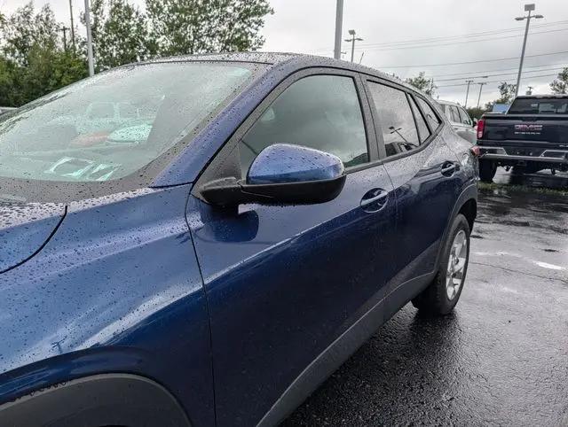 2024 Chevrolet Trax FWD SP