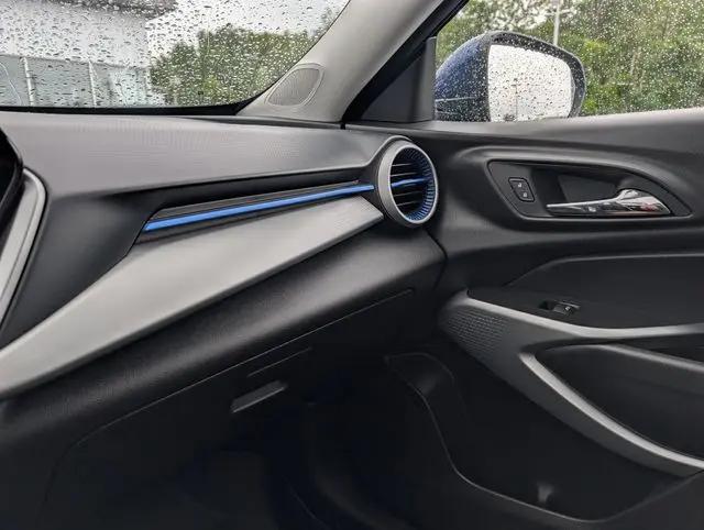 2024 Chevrolet Trax FWD SP
