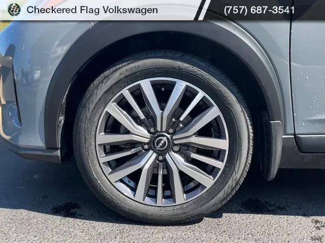 2024 Nissan Kicks SV Xtronic CVT