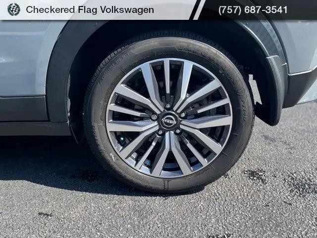 2024 Nissan Kicks SV Xtronic CVT
