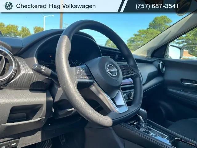 2024 Nissan Kicks SV Xtronic CVT