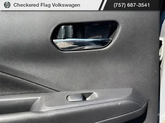 2024 Nissan Kicks SV Xtronic CVT