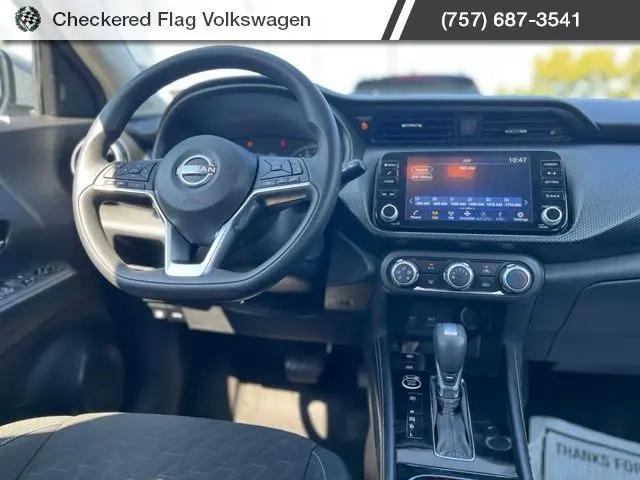 2024 Nissan Kicks SV Xtronic CVT
