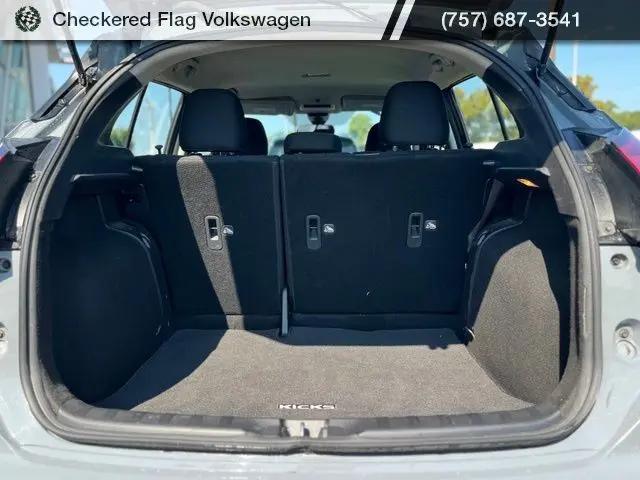 2024 Nissan Kicks SV Xtronic CVT