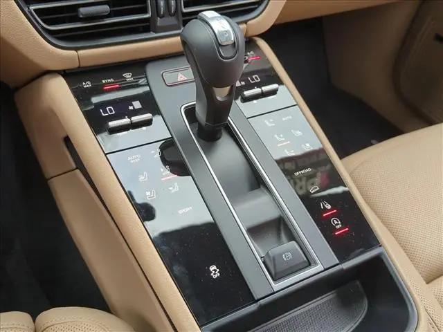 2025 Porsche Macan Macan