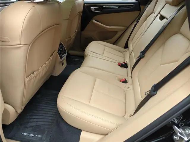 2025 Porsche Macan Macan