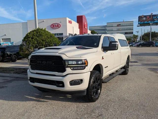 2023 Ram 3500 Limited Crew Cab 4x4 8 Box