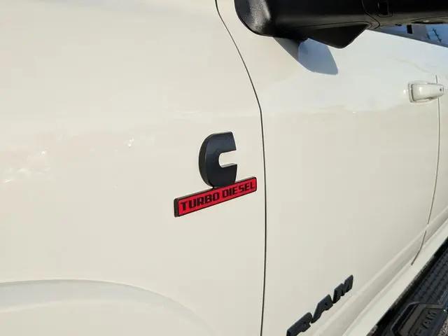 2023 Ram 3500 Limited Crew Cab 4x4 8 Box