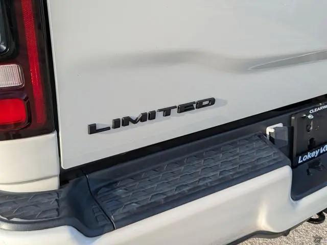 2023 Ram 3500 Limited Crew Cab 4x4 8 Box